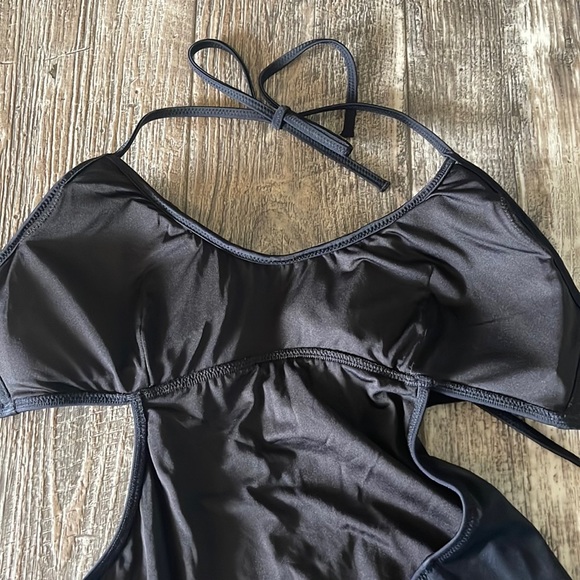 🌟VICTORIA 🌟SECRET SEXY 🌟CUT OUT BLACK BIKINI, LARGE - Picture 5 of 10